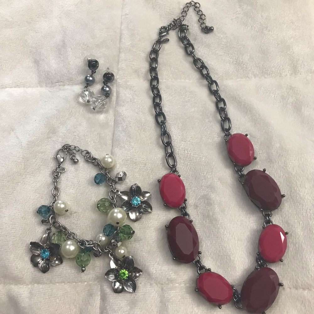 Premier Designs Berryliscious Garden Gate lot